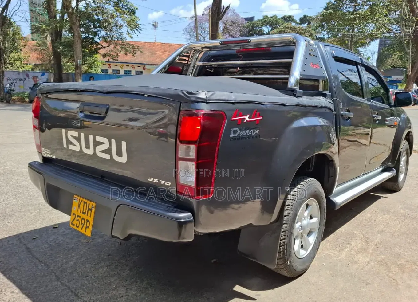 Isuzu D-MAX 2022 Gray