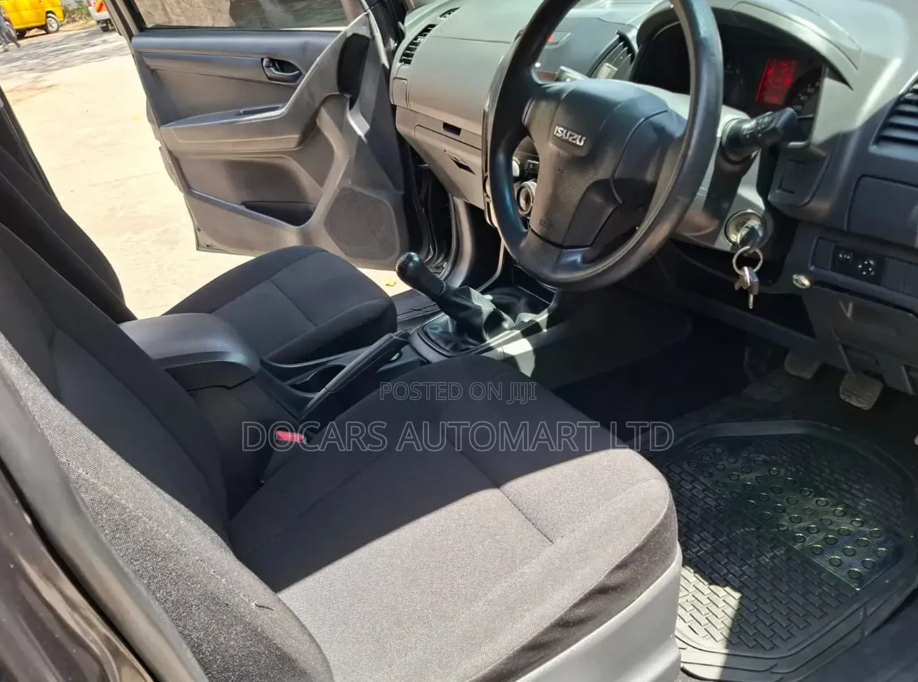 Isuzu D-MAX 2022 Gray