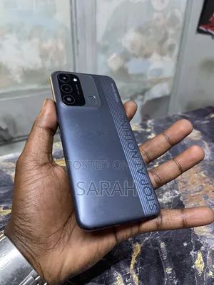 Tecno Spark 8C 64 GB