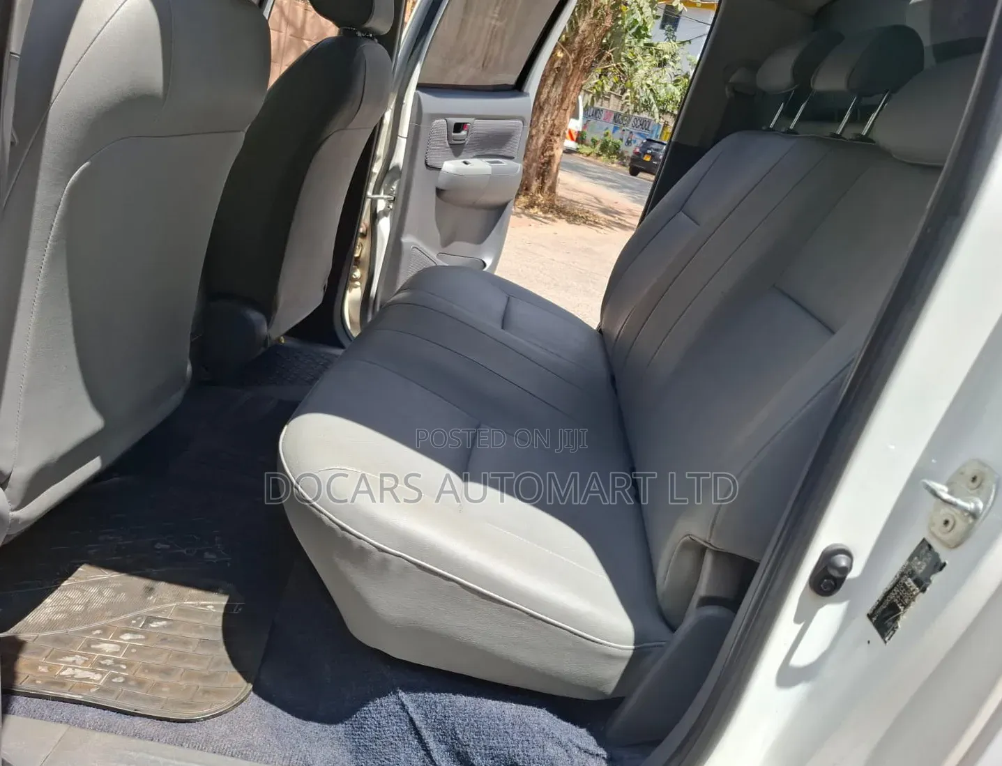 Toyota Hilux 2015 White