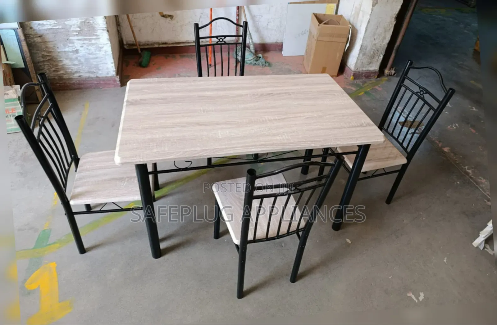 Stylish Executive Dining Table for 4 With Spacious Design