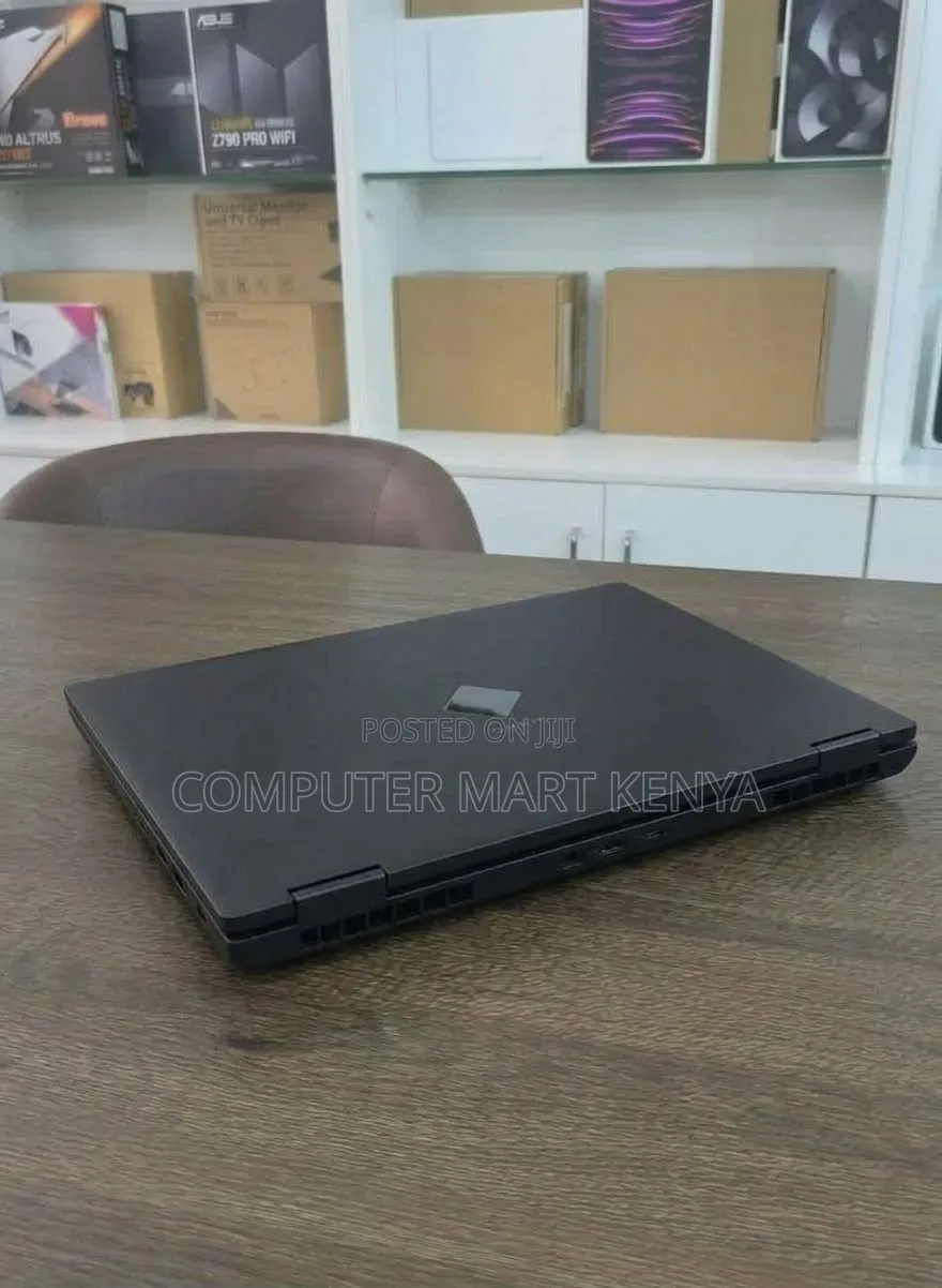 New Laptop HP Omen 16 16GB Intel Core Ultra 7 SSD 512GB