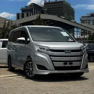 Toyota Noah 2020 Silver