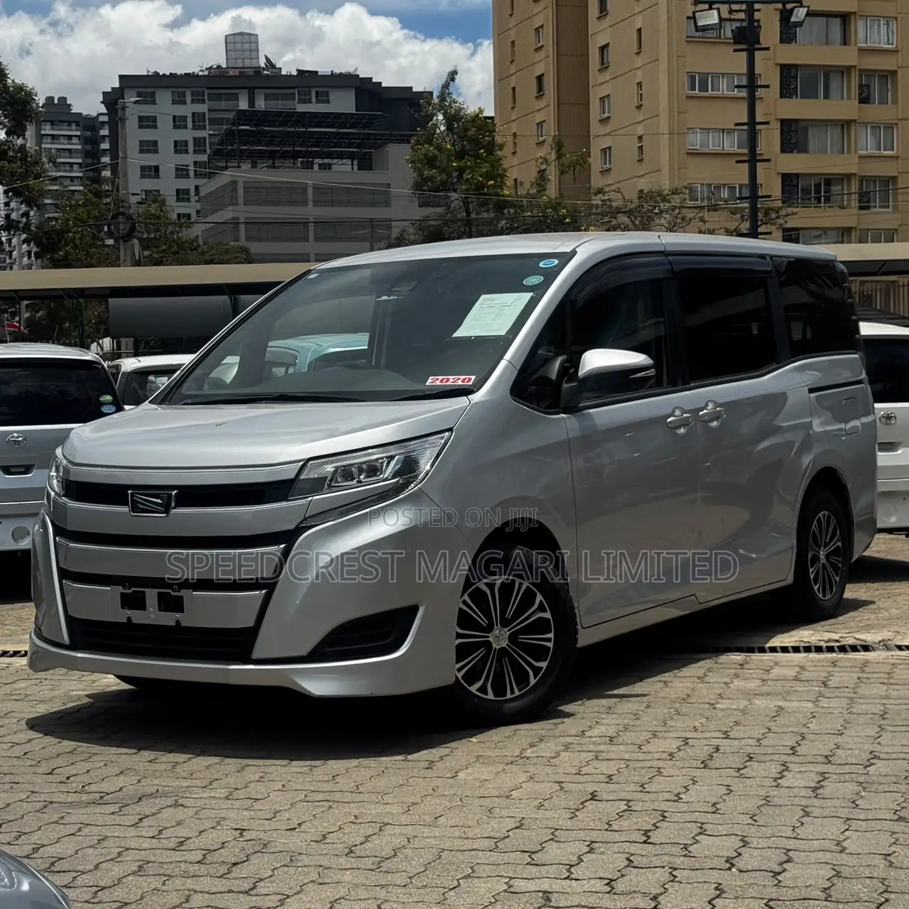 Toyota Noah 2020 Silver