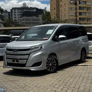 Toyota Noah 2020 Silver