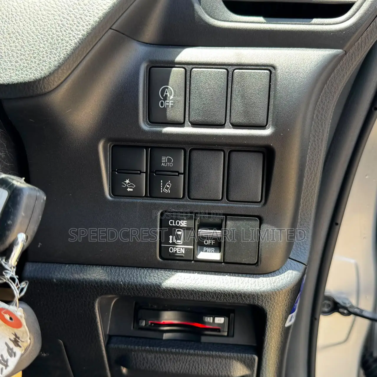 Toyota Noah 2020 Silver