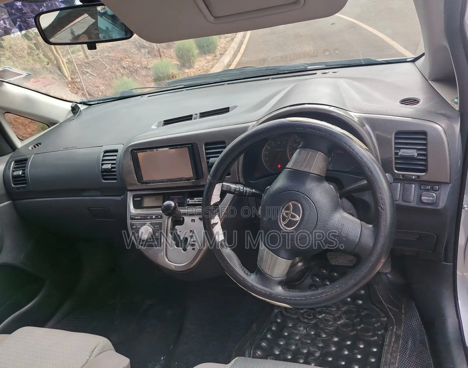 Toyota Wish 2009 Silver
