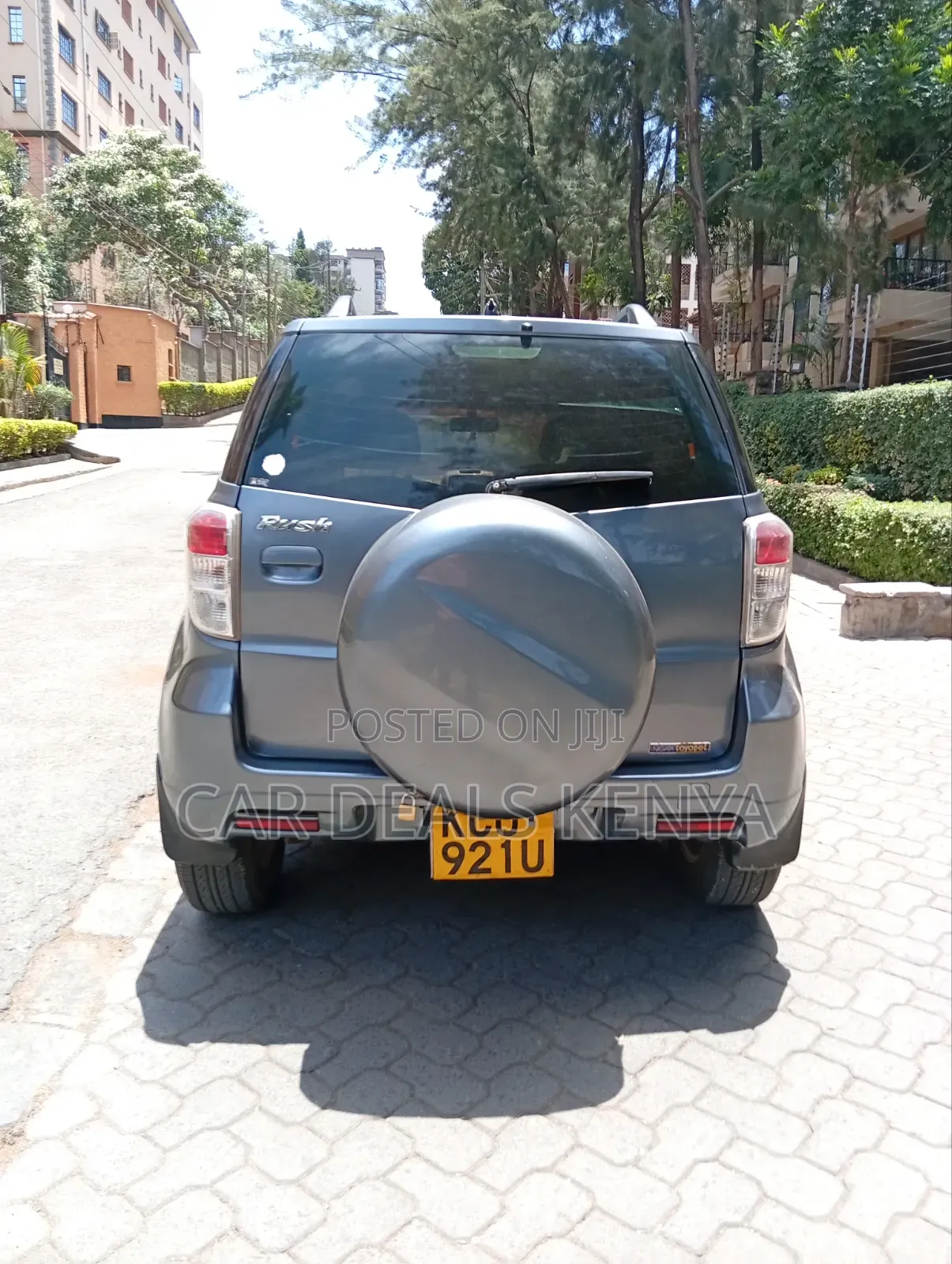 Toyota Rush 1.5 AWD 2012