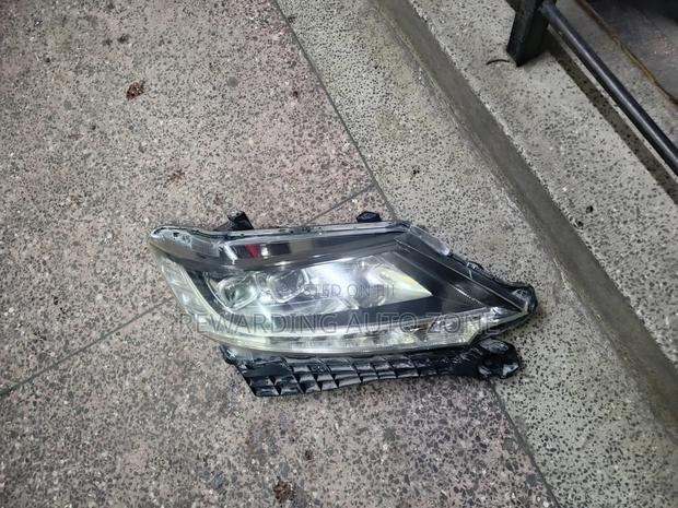 Honda Odyssey 2017 Headlight Non Xenon - thumbnail 2
