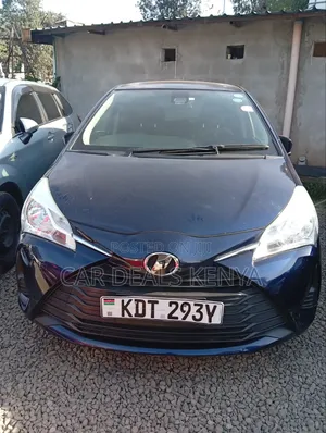 Toyota Vitz 1.0 FWD 5dr 2017 Blue