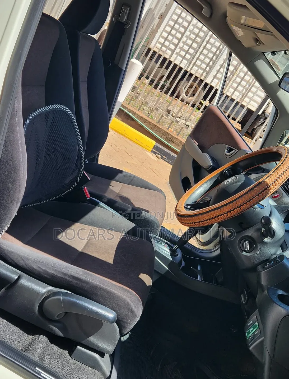 Honda Fit Shuttle 2015 Pearl
