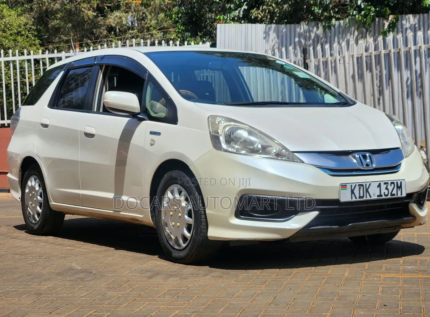 Honda Fit Shuttle 2015 Pearl