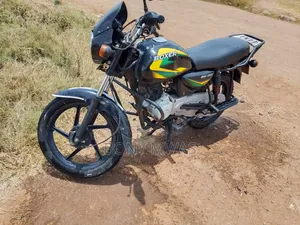 Bajaj Boxer 150 UG 2023 Black