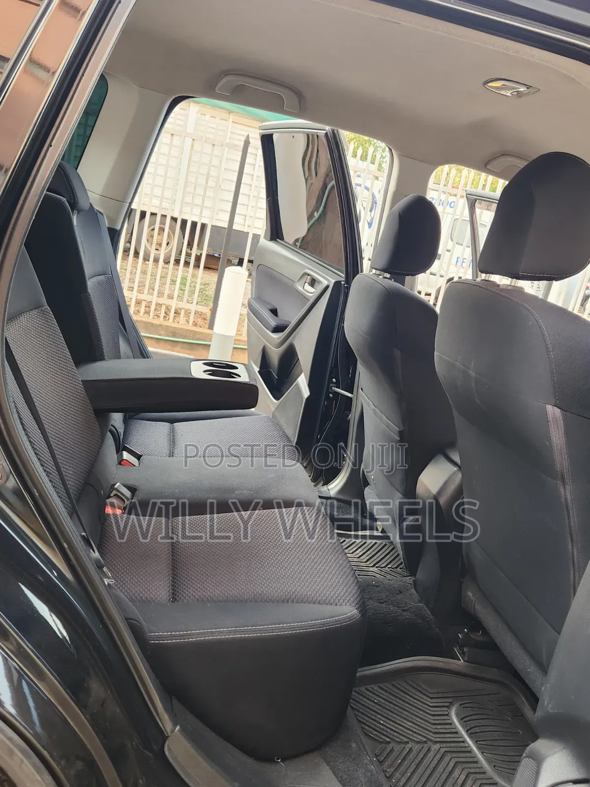 Subaru Forester 2.0XT Premium 4dr SUV AWD (2.0L 4cyl Turbo CVT) 2014