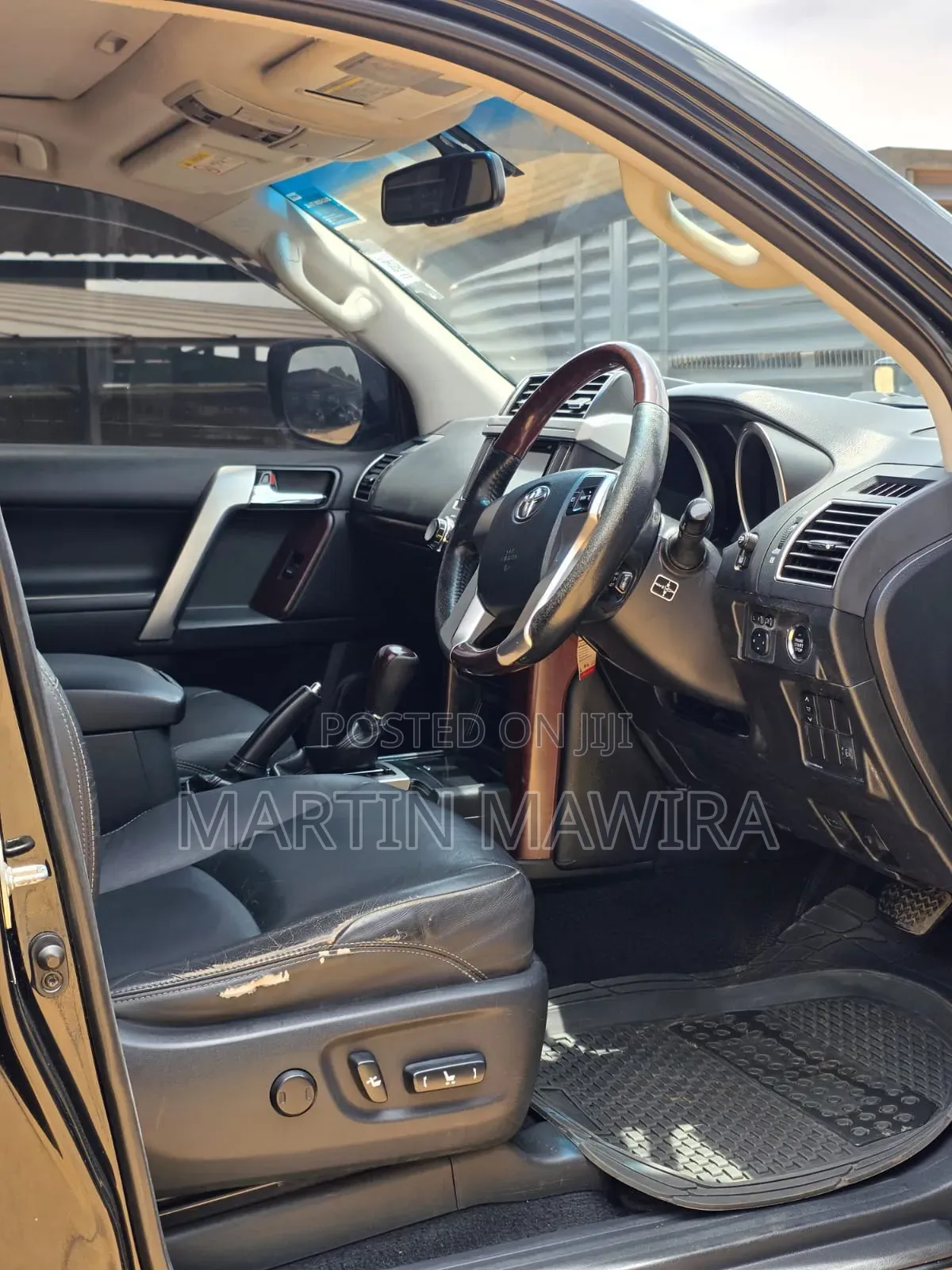 Toyota Land Cruiser Prado 2014 Black