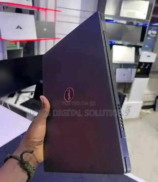 New Laptop Dell Latitude 5300 8GB Intel Core i5 SSD 256GB