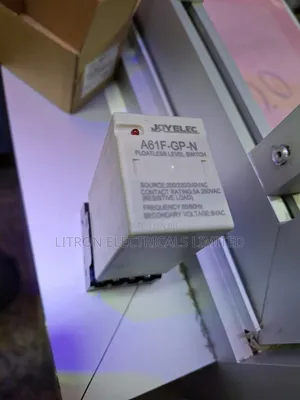 Floatless Level Switch