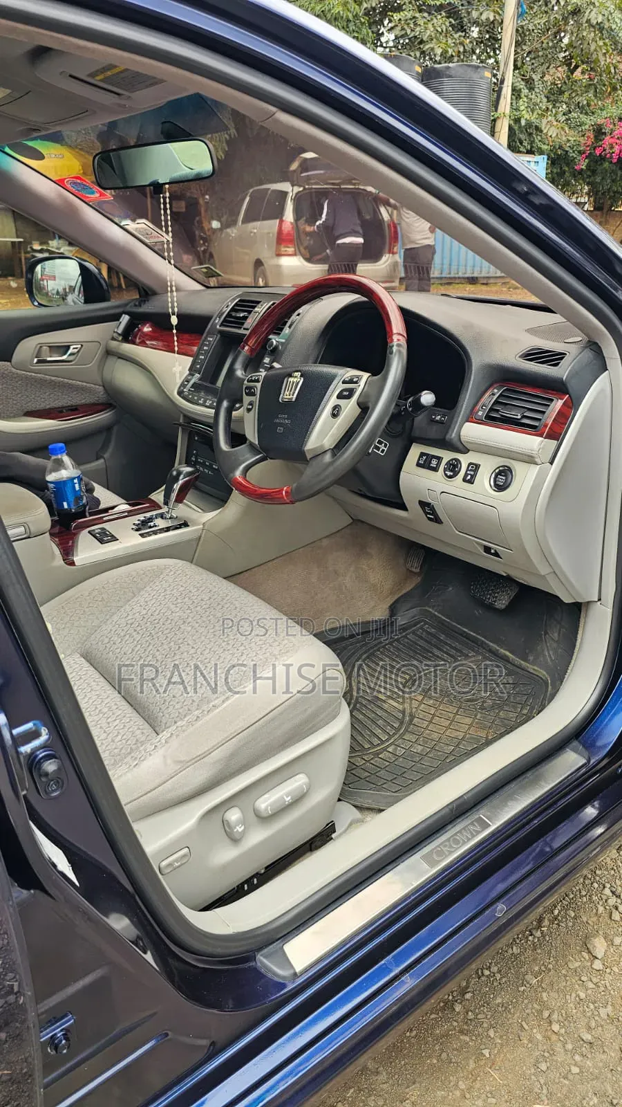 Toyota Crown 2013 Blue