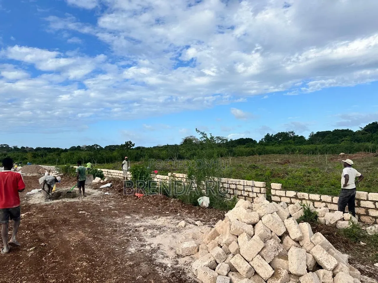 1/4 Acre Prime Property in Diani