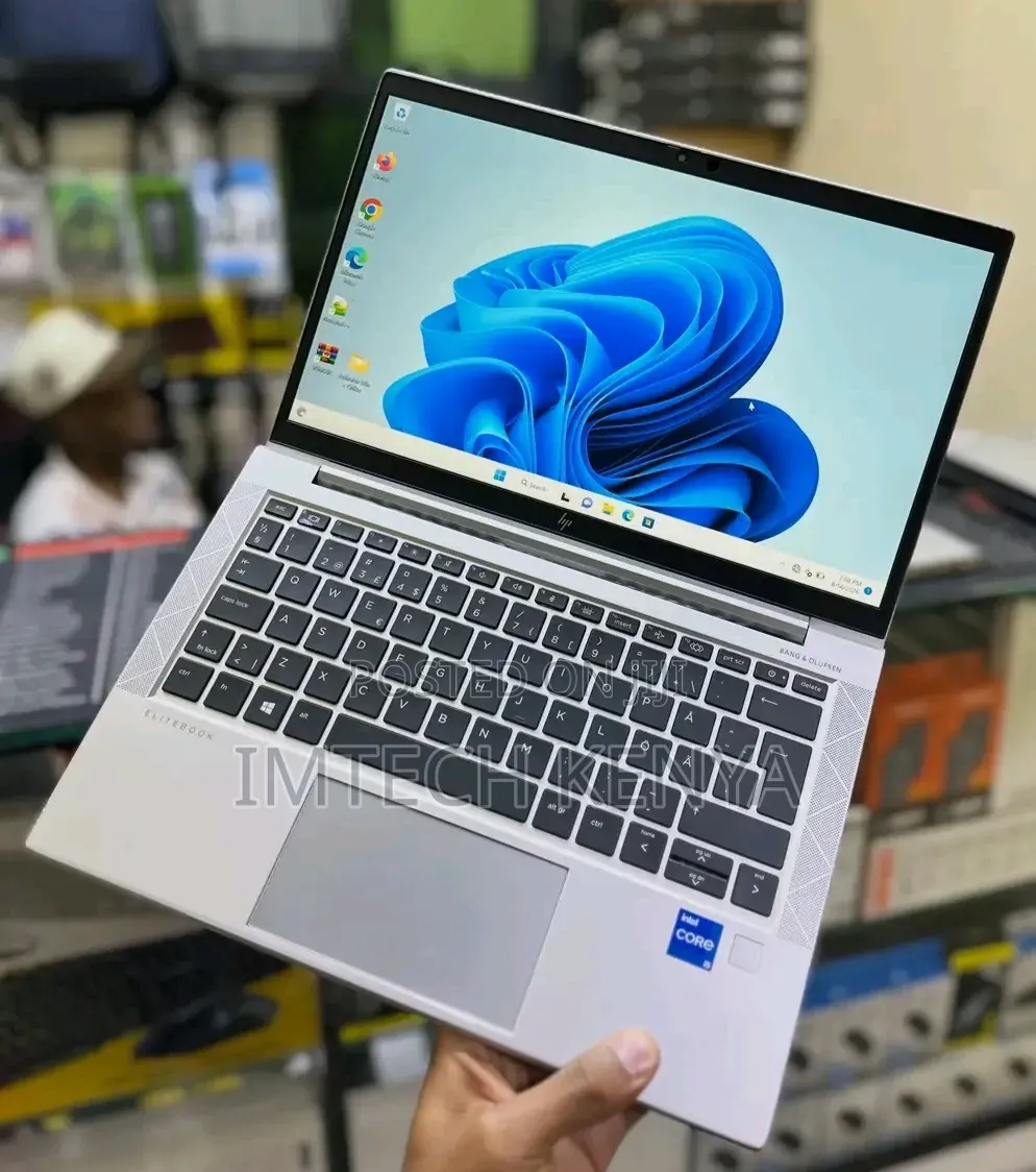 Laptop HP EliteBook 830 G8 8GB Intel Core i5 SSD 256GB