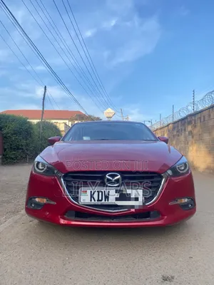 Mazda Axela 2018 Maroon
