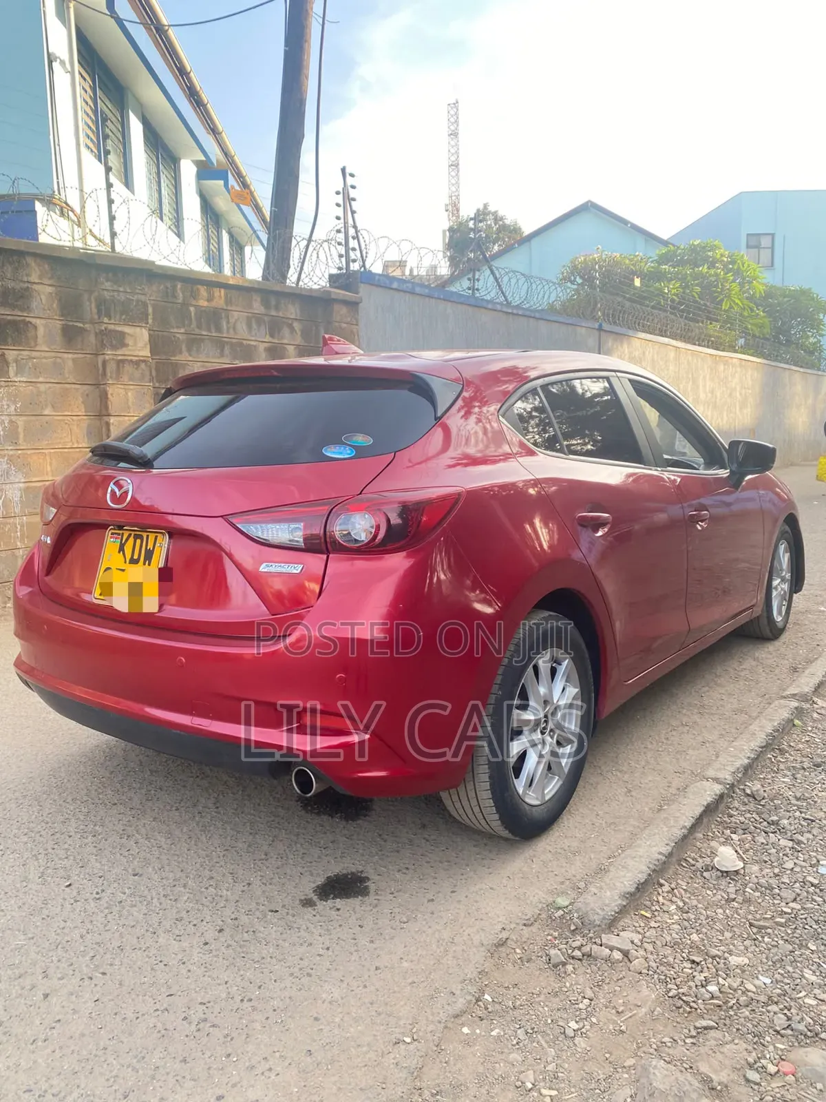 Mazda Axela 2018 Maroon