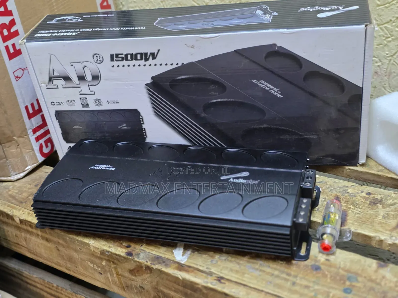 Audio Pipe APMN 1500watts RMS