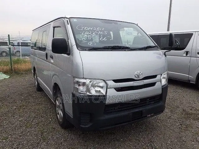 Toyota HiAce 2019 Silver