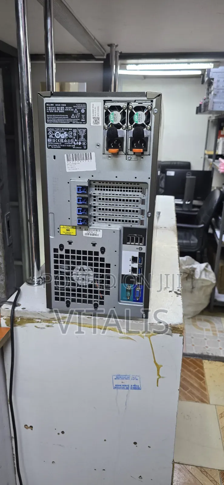 Server Dell 16GB Intel Xeon HDD 4T