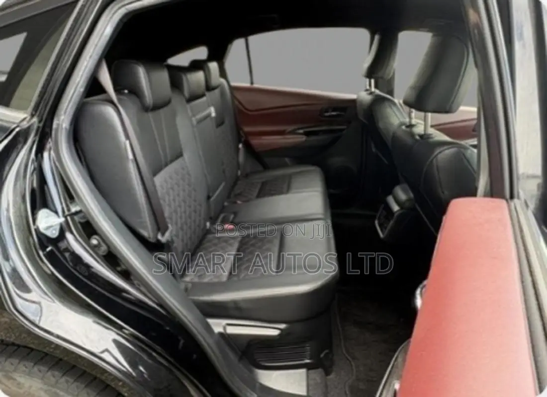 Toyota Harrier 2019