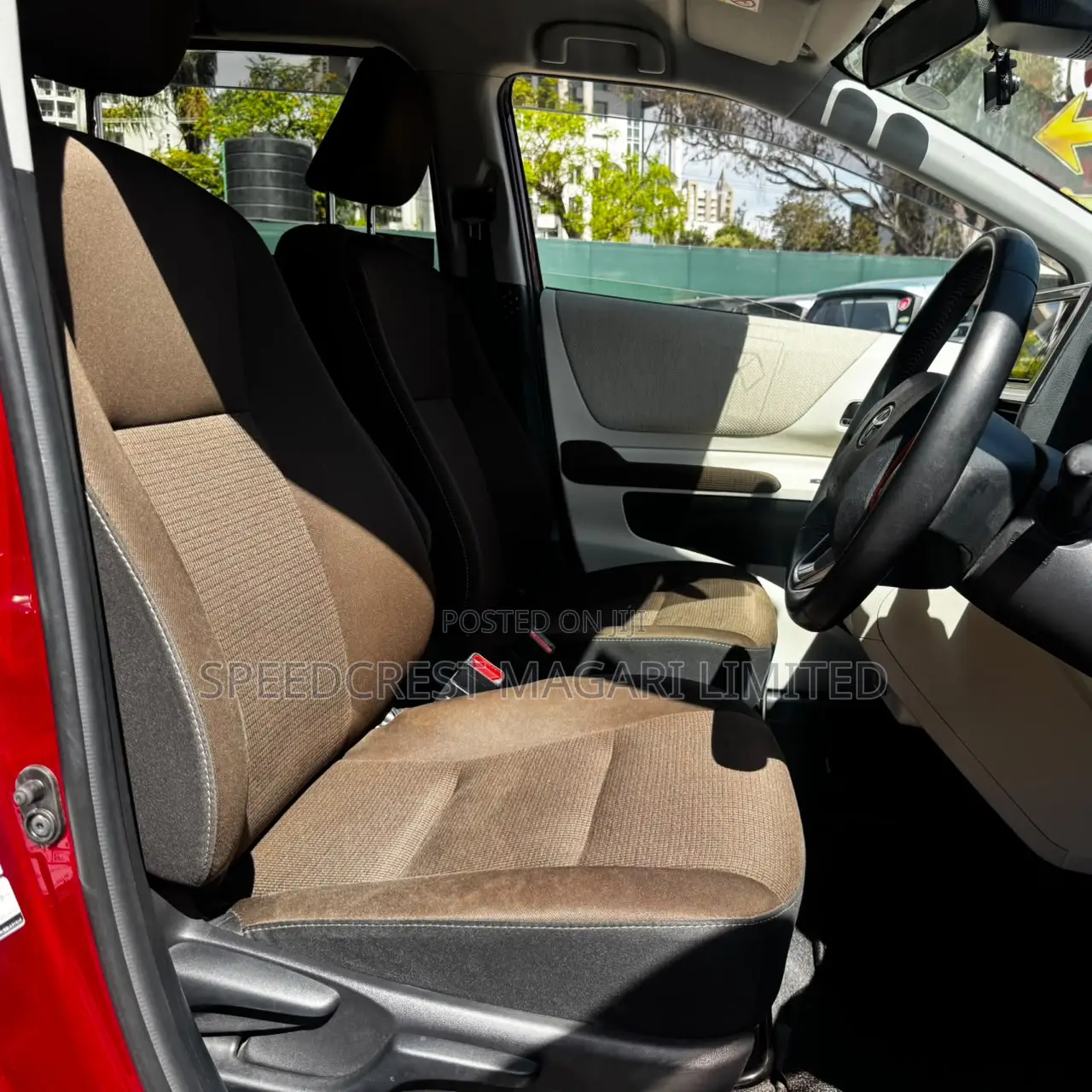 Toyota Sienta 2019 Red
