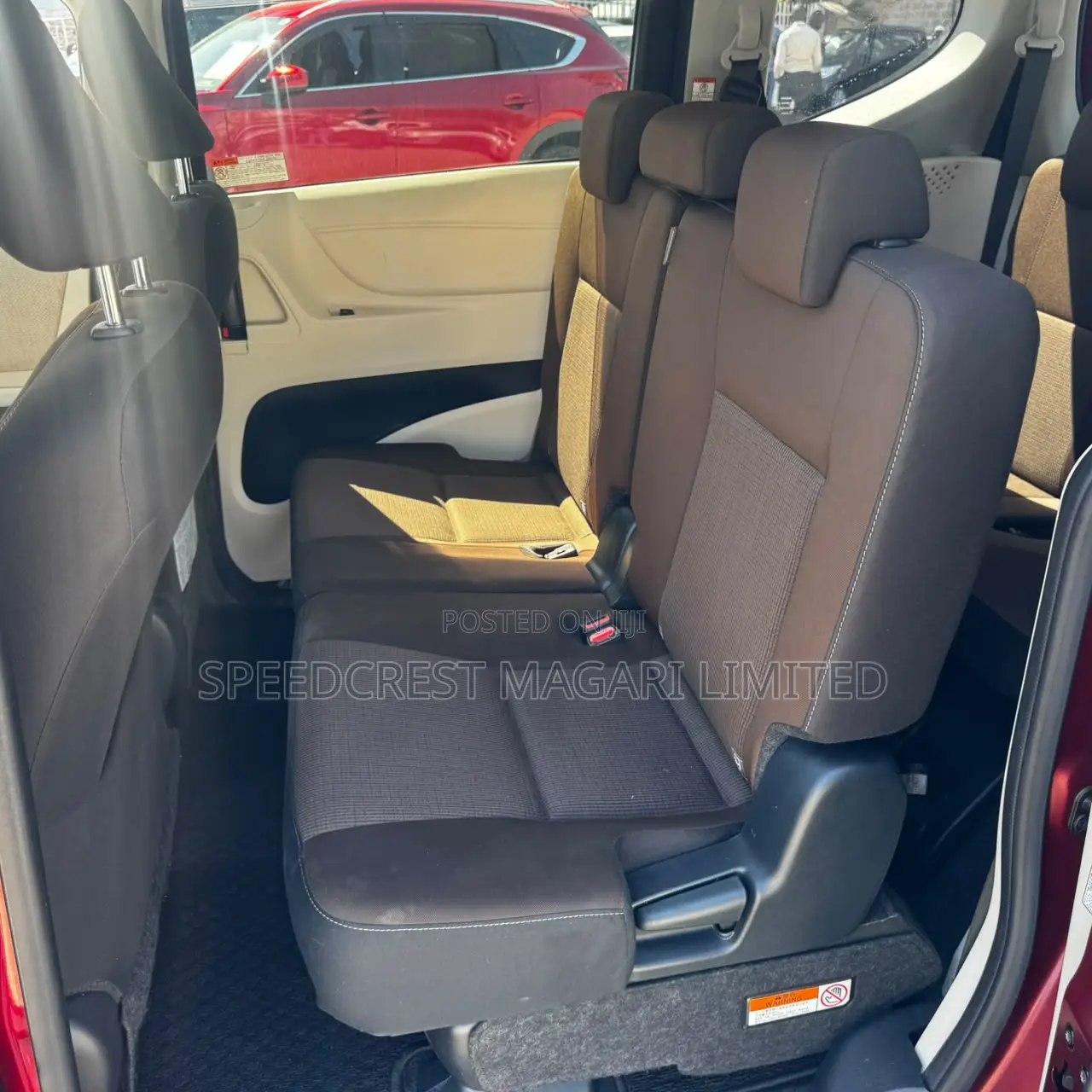 Toyota Sienta 2019 Red