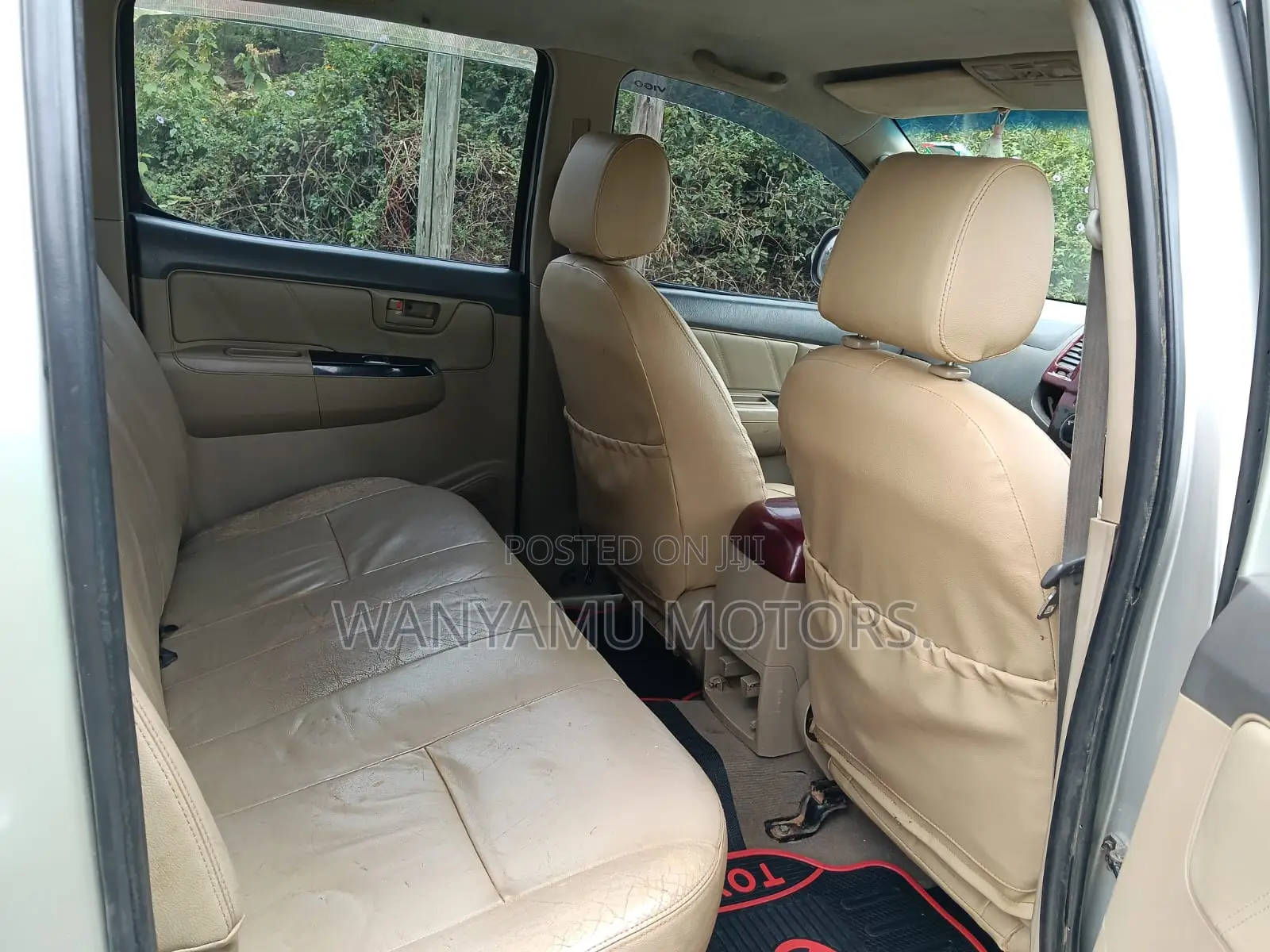 Toyota Hilux 2014 Silver