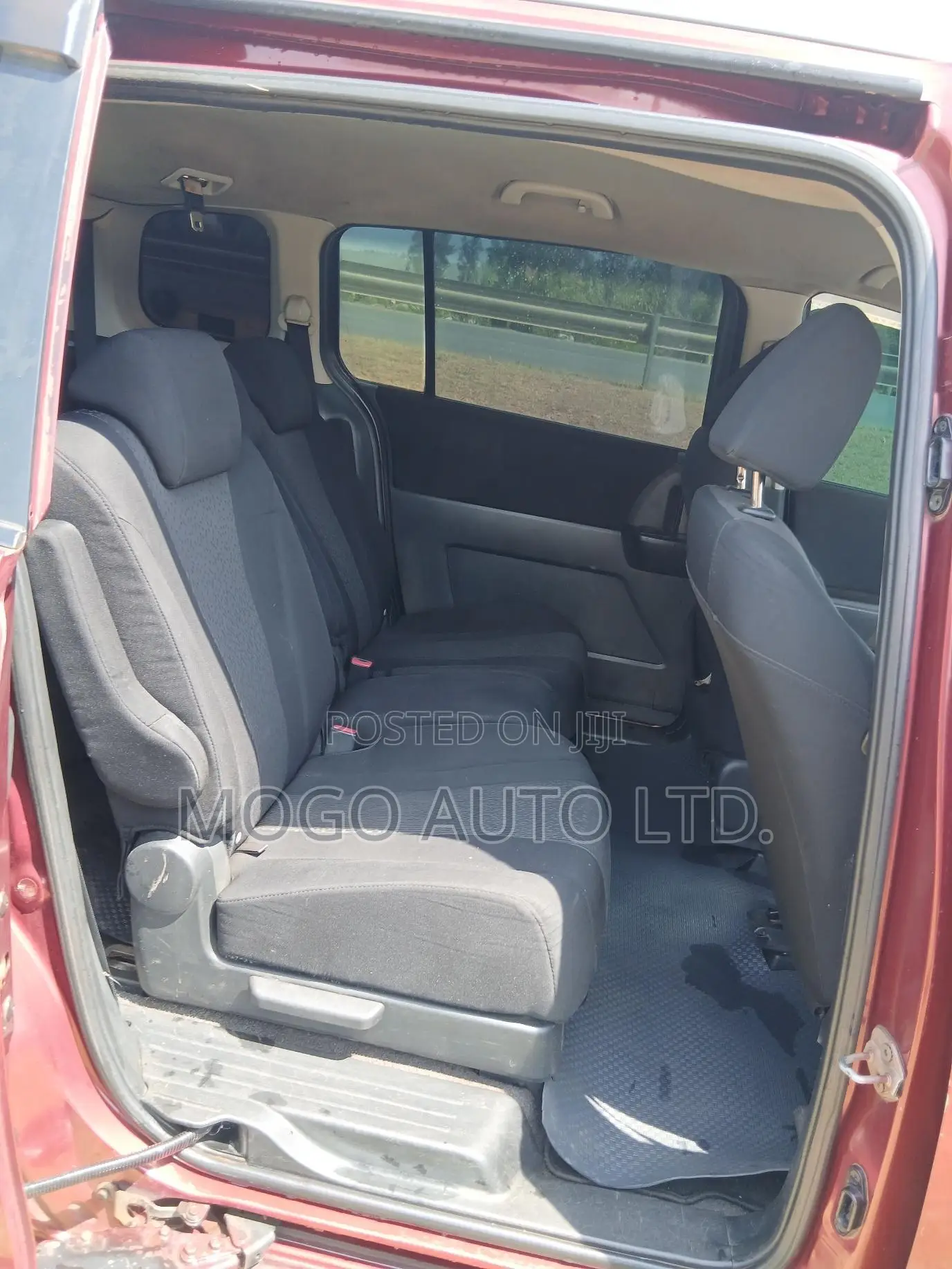 Mazda Premacy 2010 Red