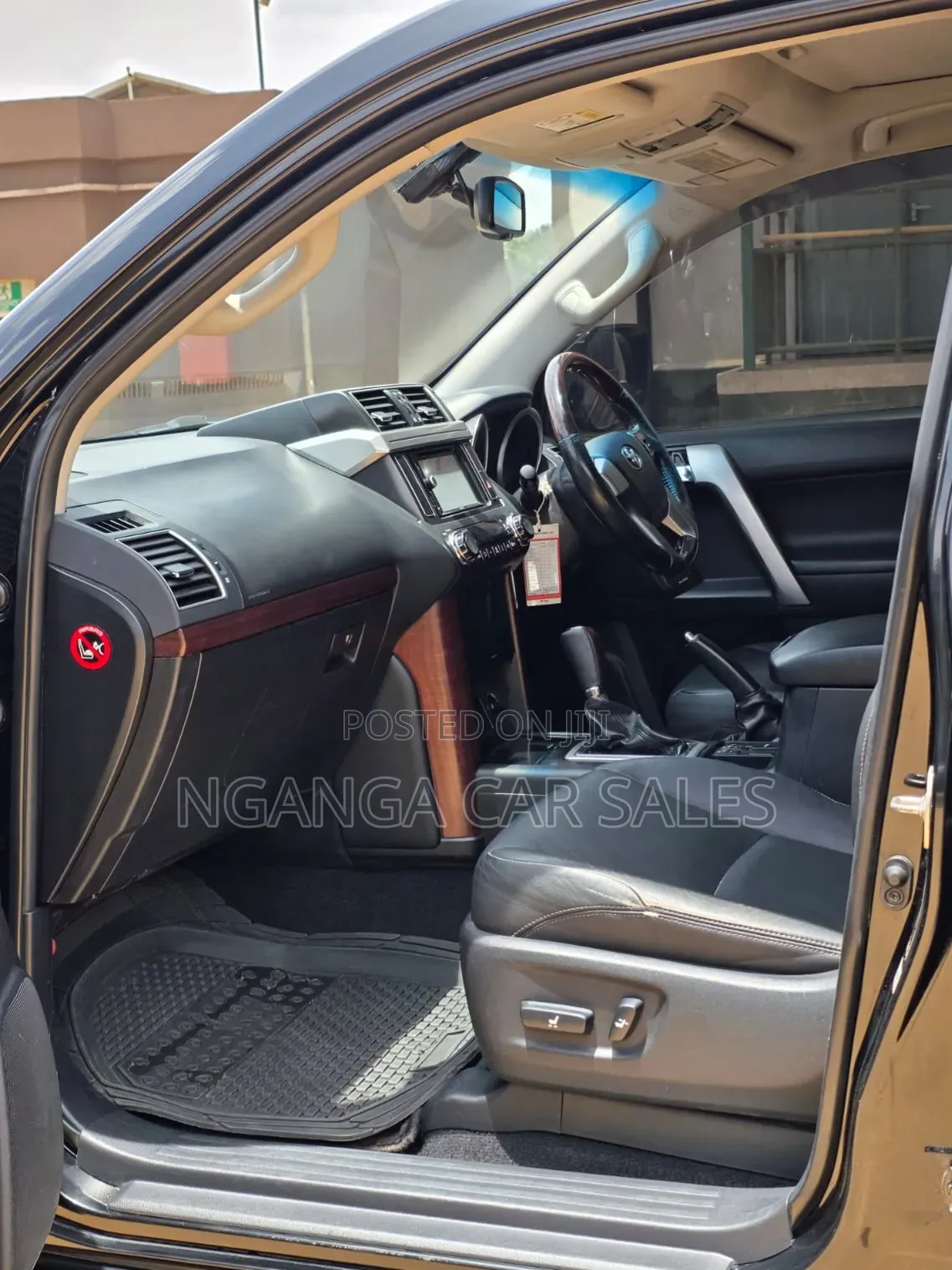 Toyota Land Cruiser Prado 2014 Black