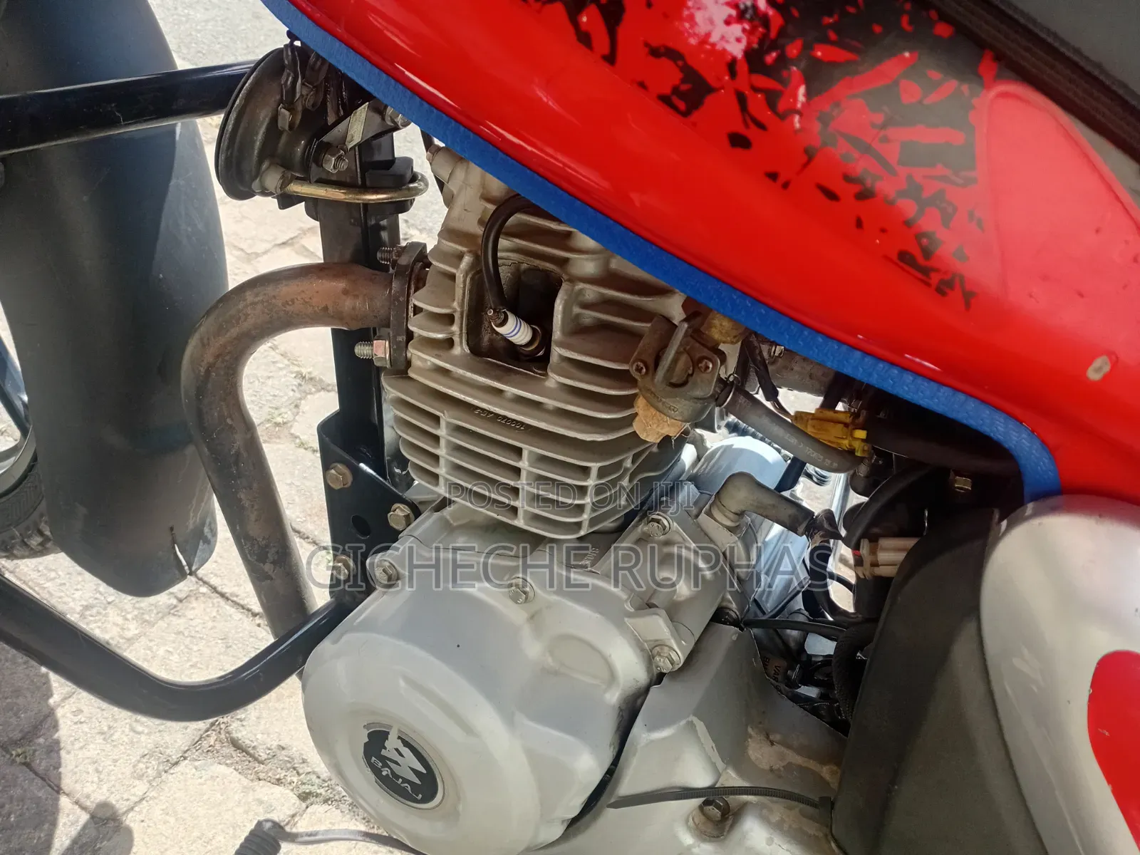 Bajaj Boxer 125 2025 Red