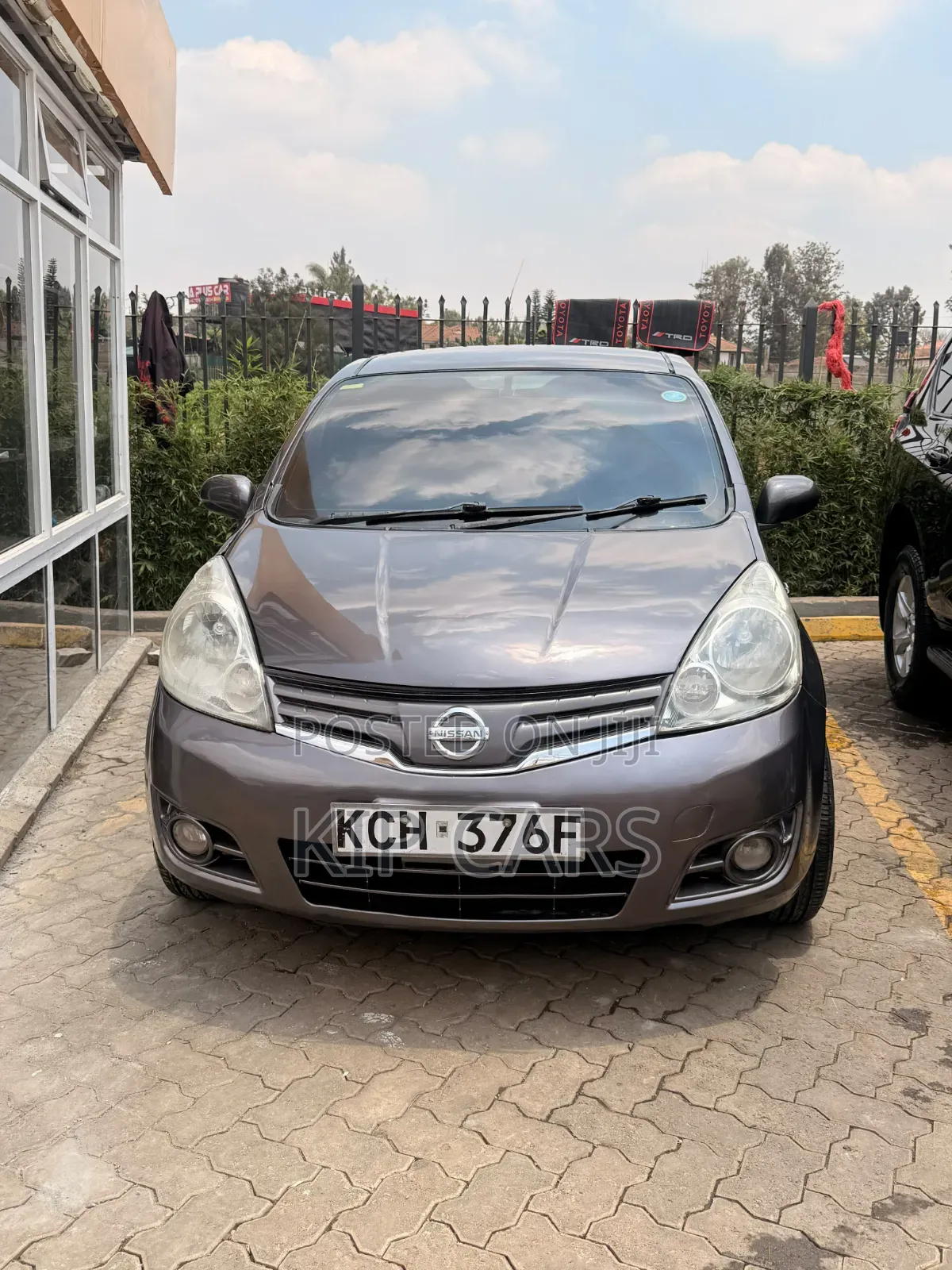 Nissan Note 1.4 2010 Gray