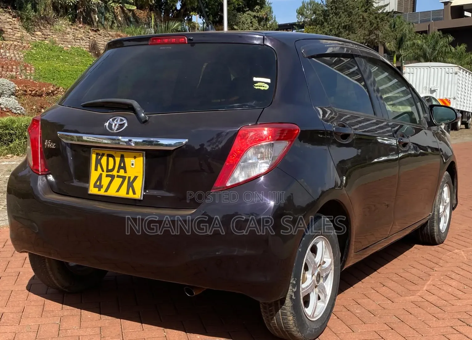 Toyota Vitz 2013 Purple