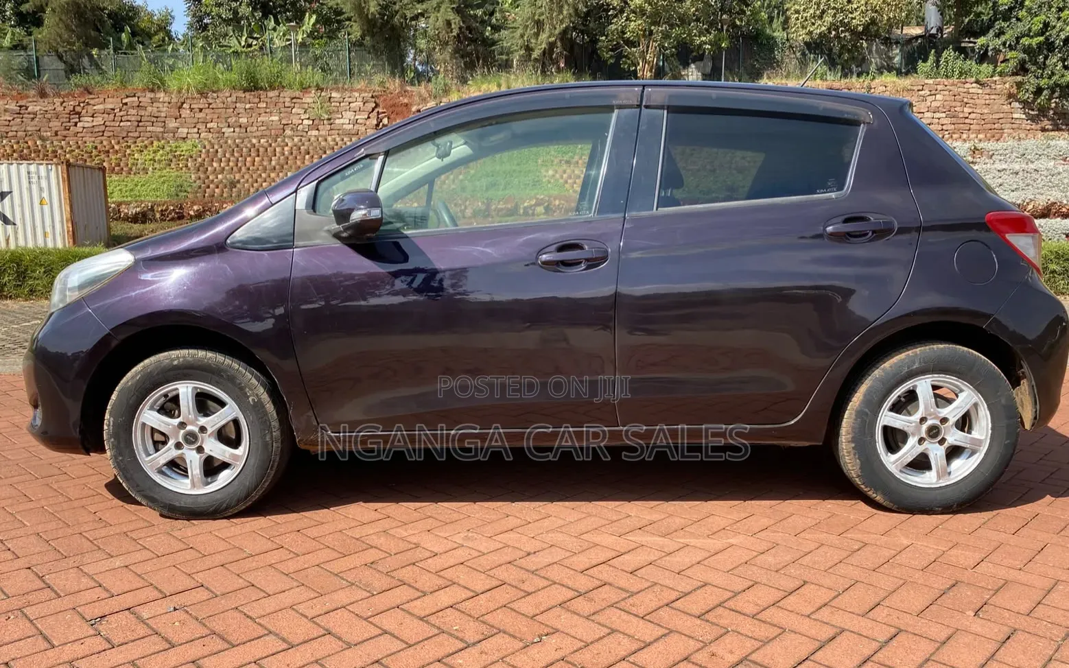 Toyota Vitz 2013 Purple