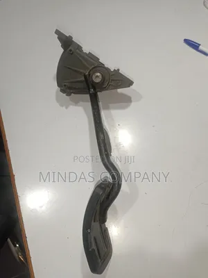 Volkswagen Passat Automatic Acceleration Pedal