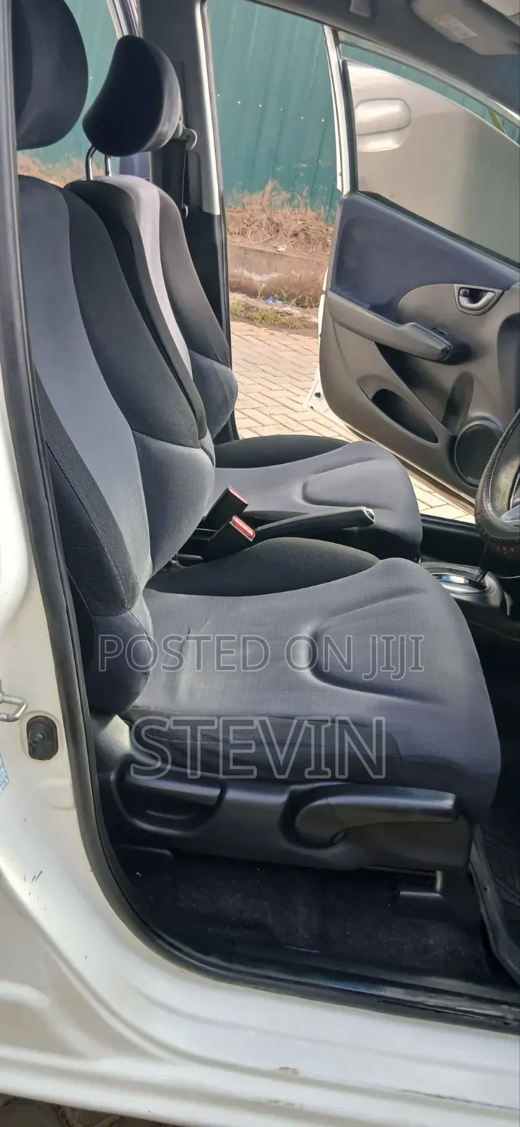 Honda Fit 2012 White