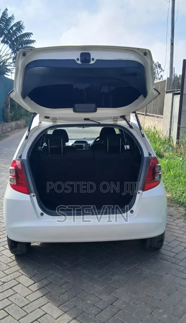 Honda Fit 2012 White