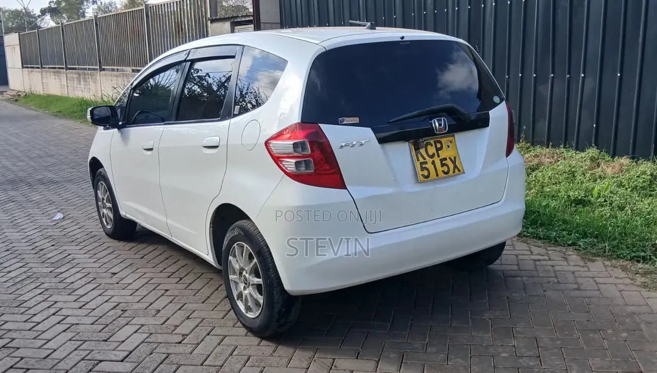 Honda Fit 2012 White