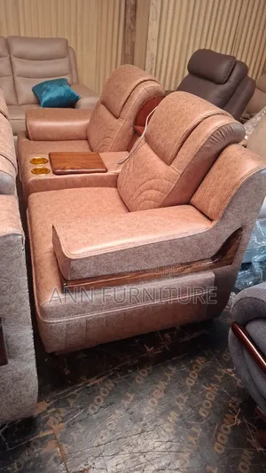 Sofas Set 7seater Recliner