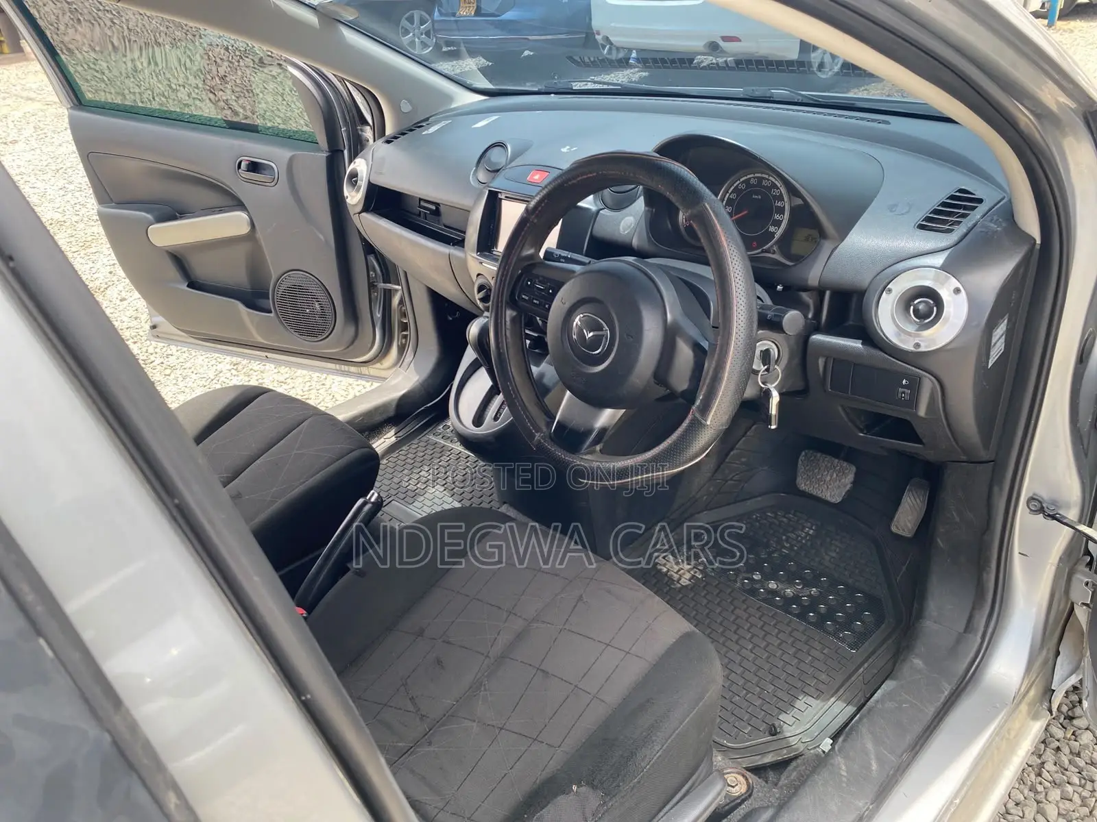 Mazda Demio 2012 Gray