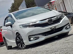 Honda Fit Shuttle 2019 Pearl