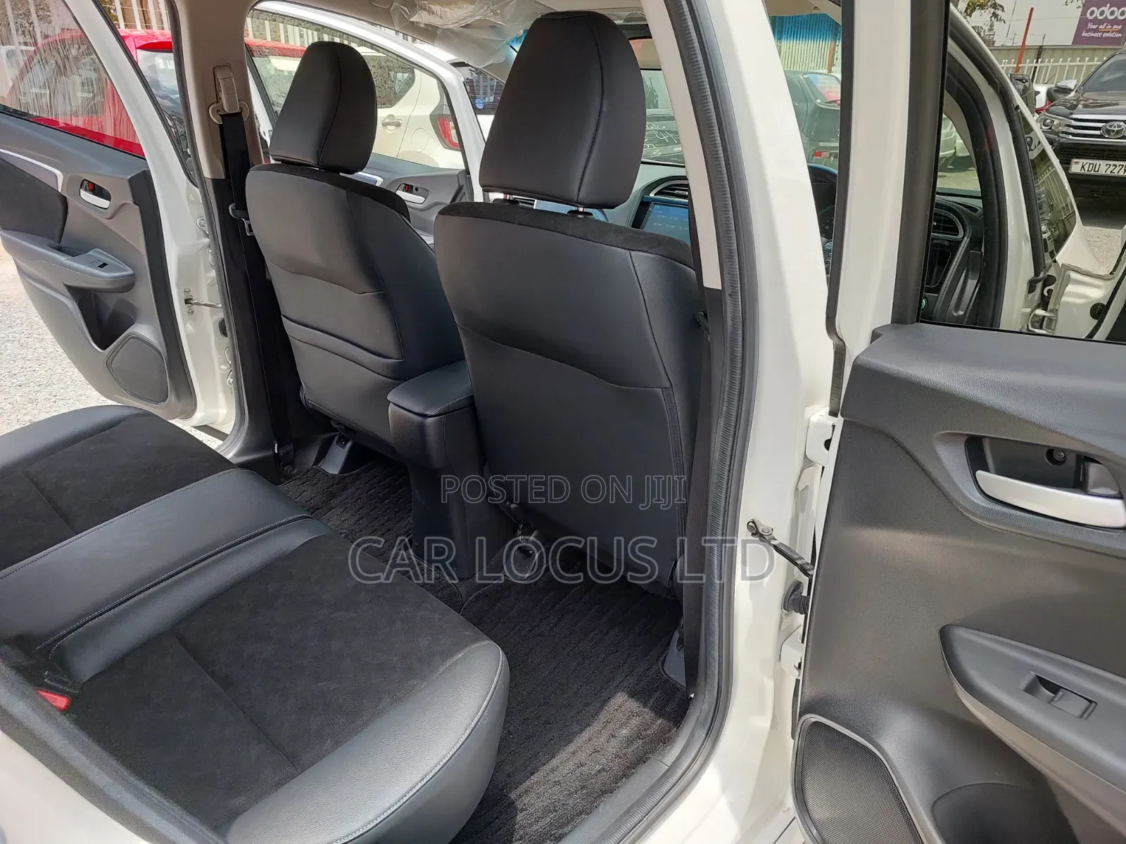 Honda Fit Shuttle 2019 Pearl