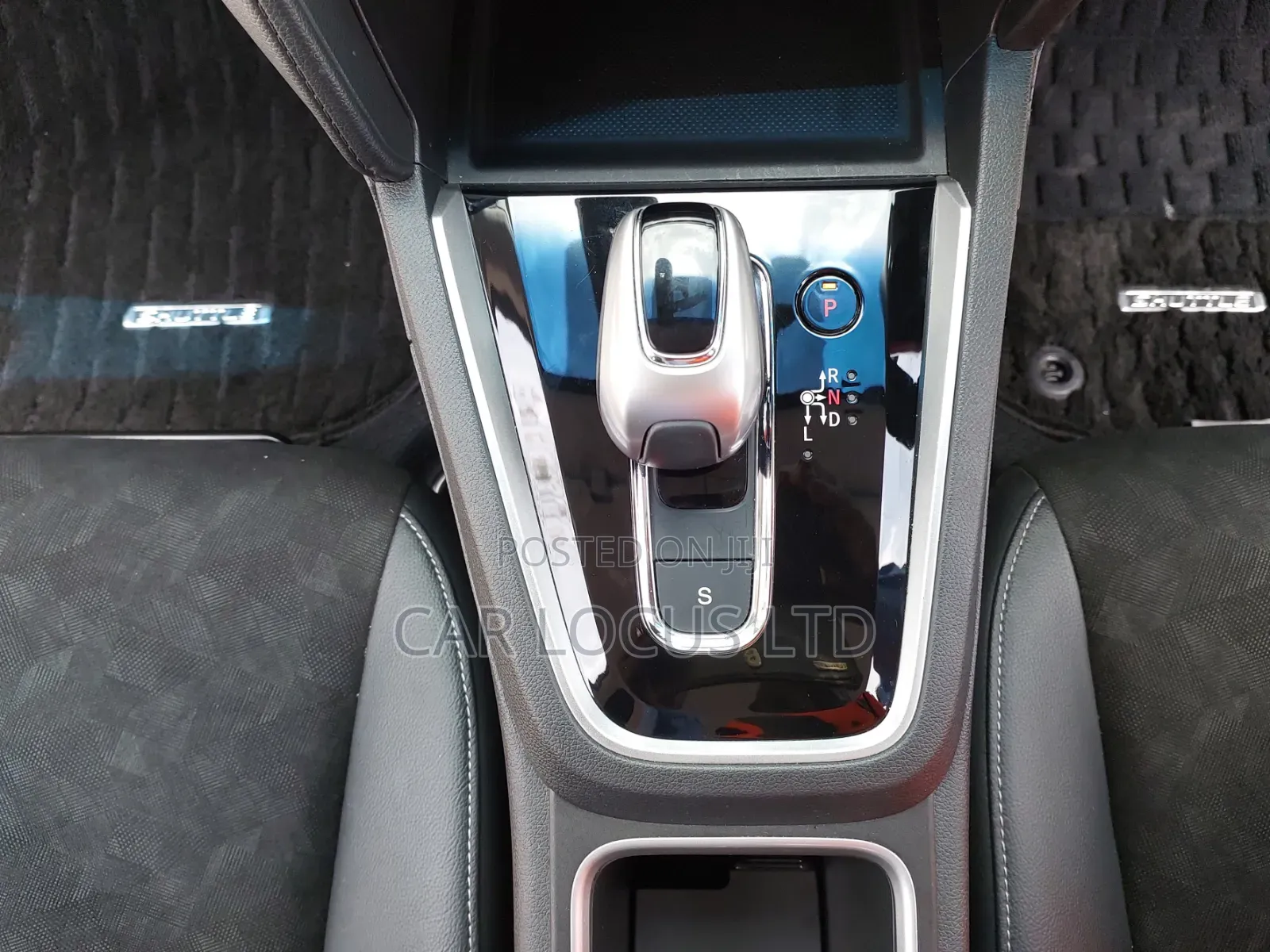 Honda Fit Shuttle 2019 Pearl