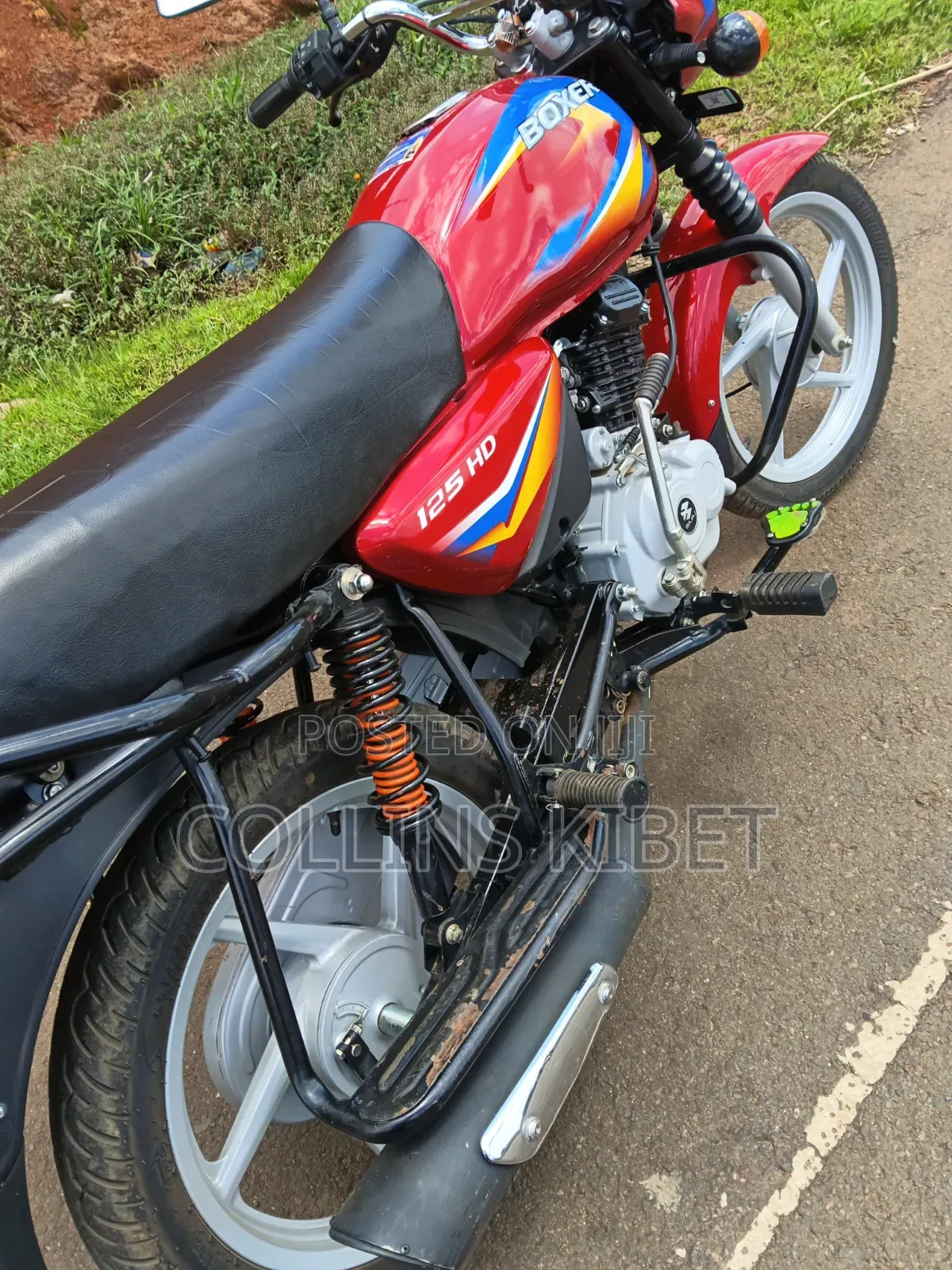 Bajaj Boxer 125 2025 Red