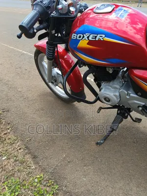Bajaj Boxer 125 2025 Red